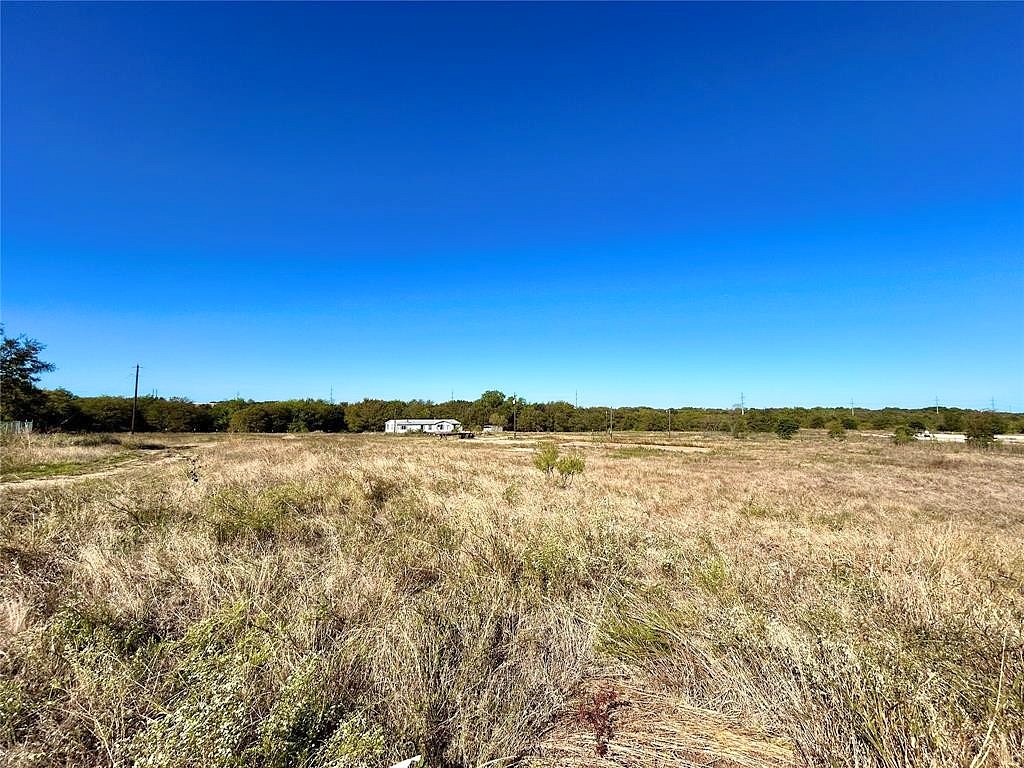 3301 N County Rd 810