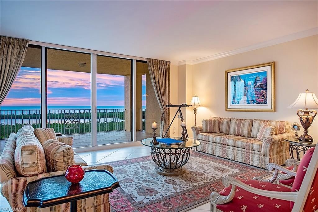 6597 NICHOLAS BLVD Unit 1101  