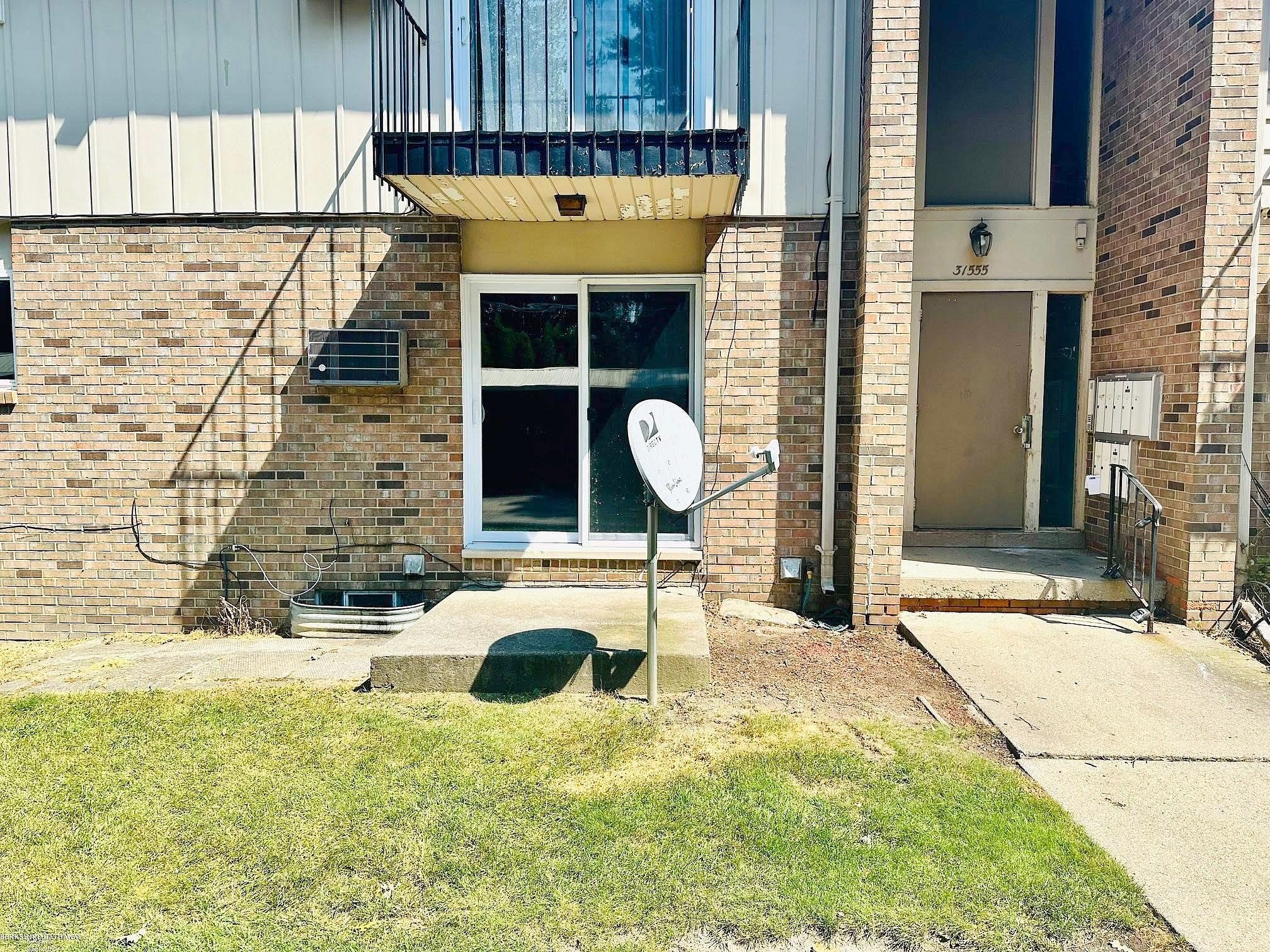 31555 Fraser Dr Unit 19  