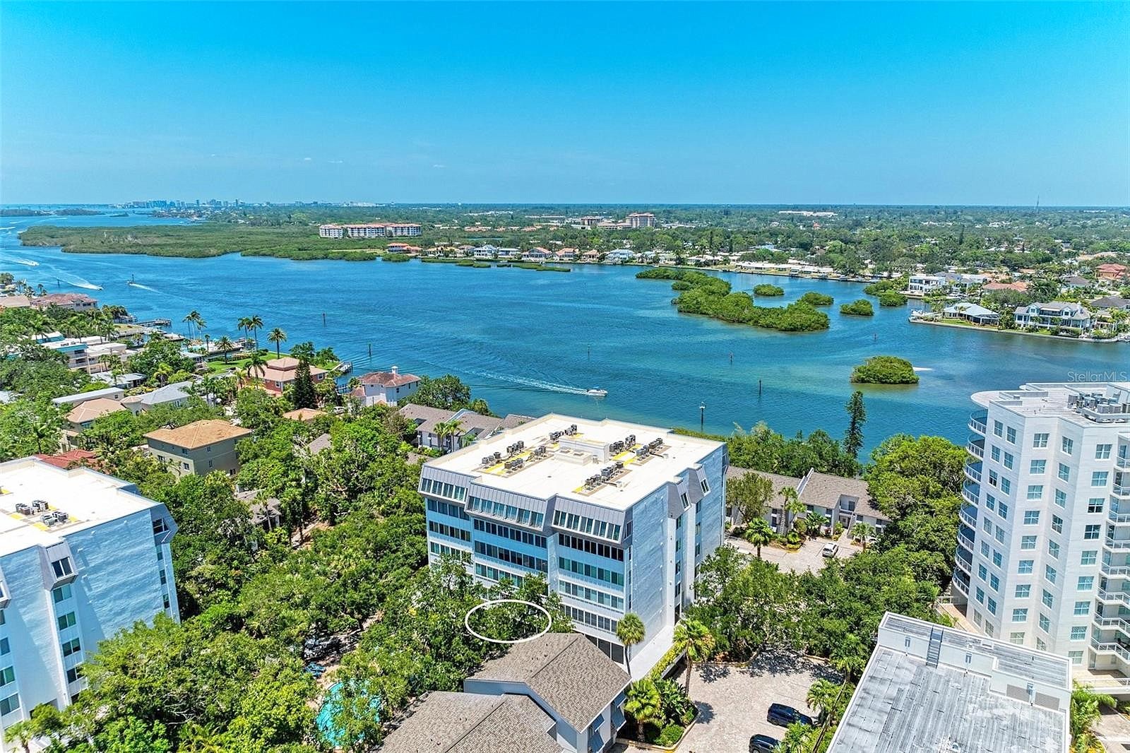 1255 E PEPPERTREE DR Unit 102  