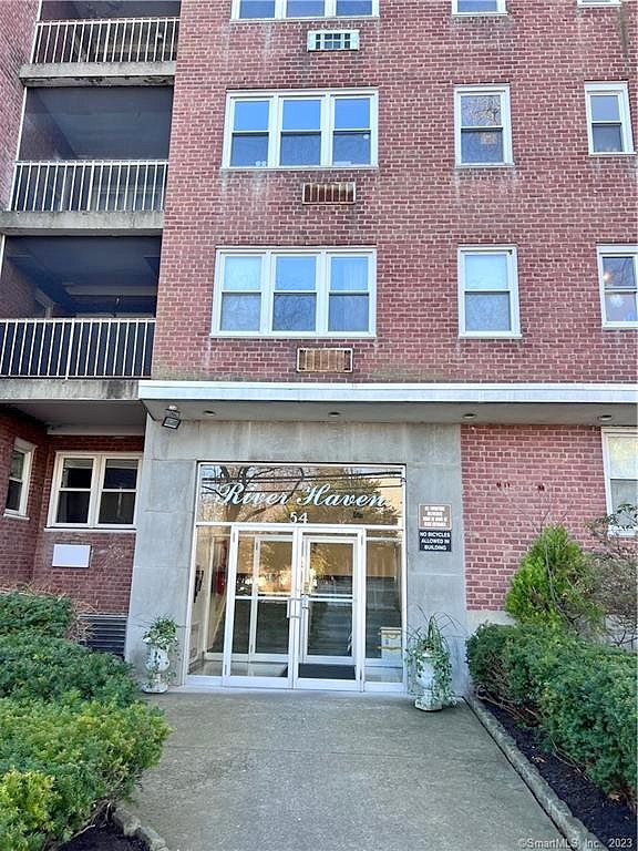 54 West North St Unit 102  