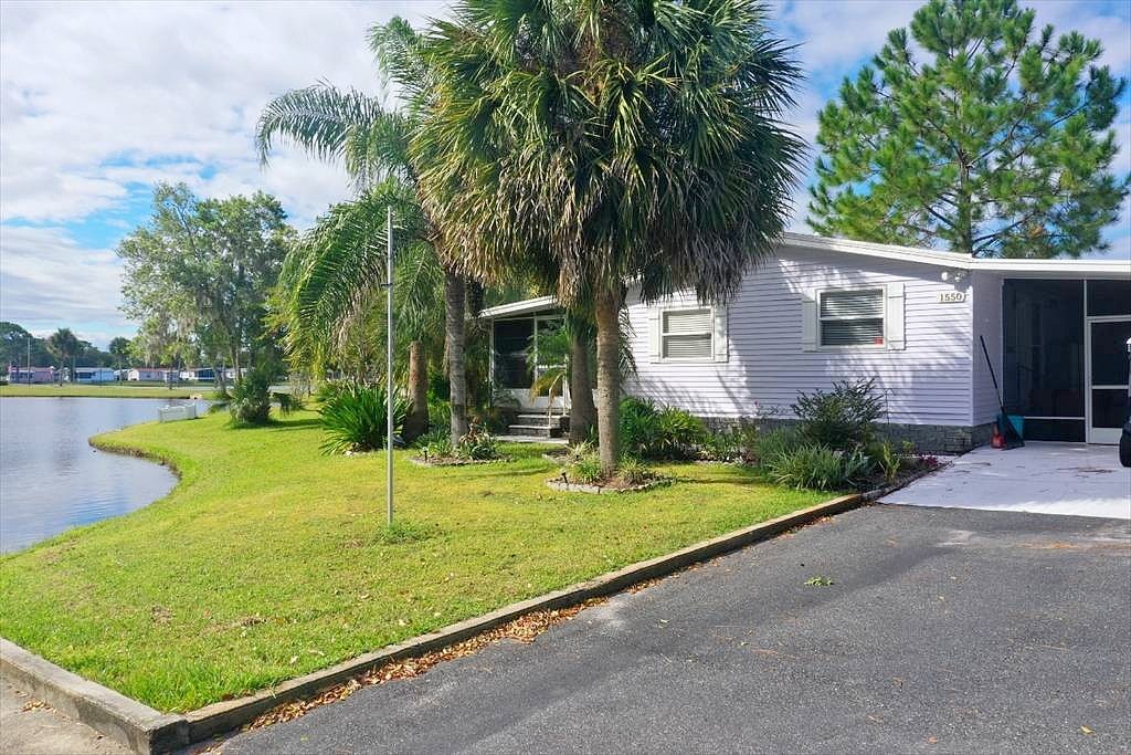 1550 SE Niko Ter Unit 168  