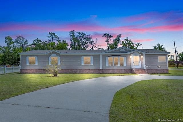 552 Old 171 Bishop Johnny Hair Dr  