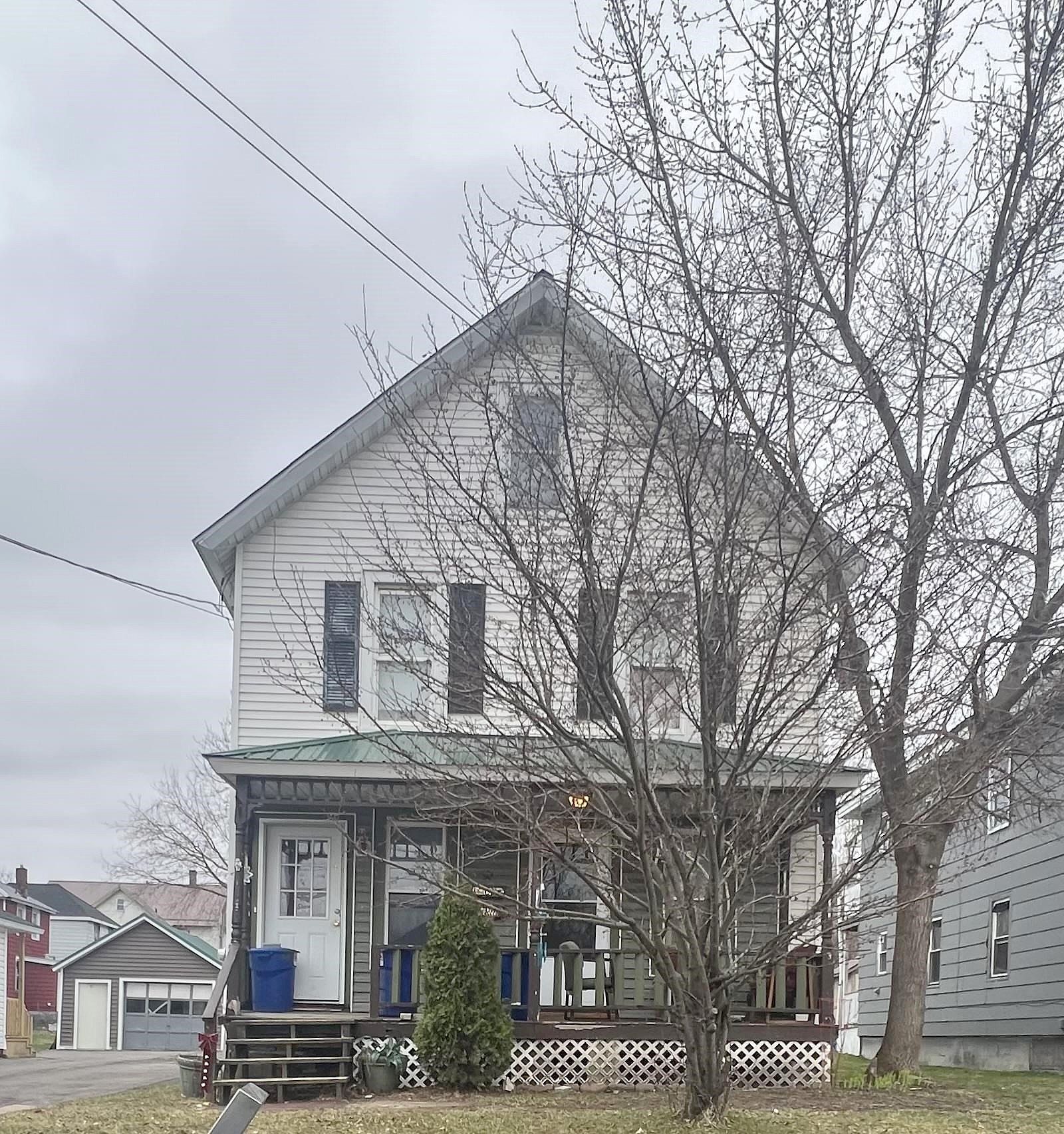 157 E Orvis St  