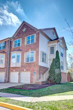 6174 MANCHESTER Park CIR  