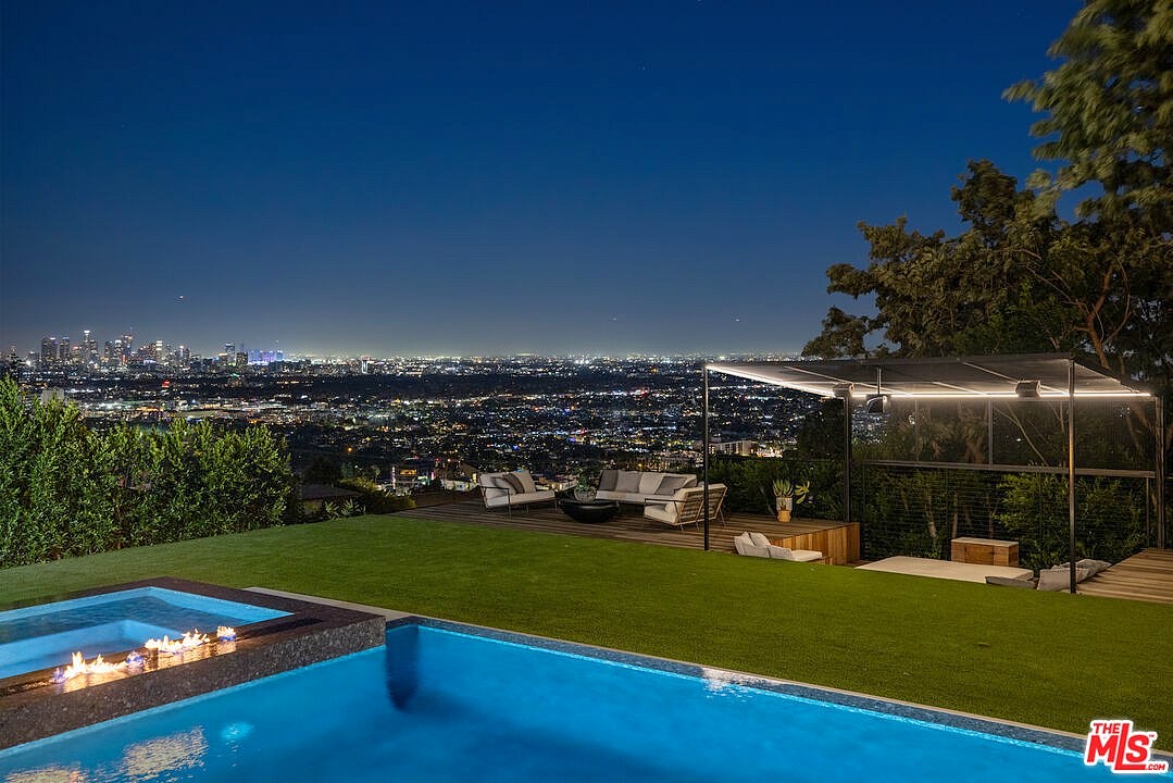 1772 N Crescent Hts Blvd  