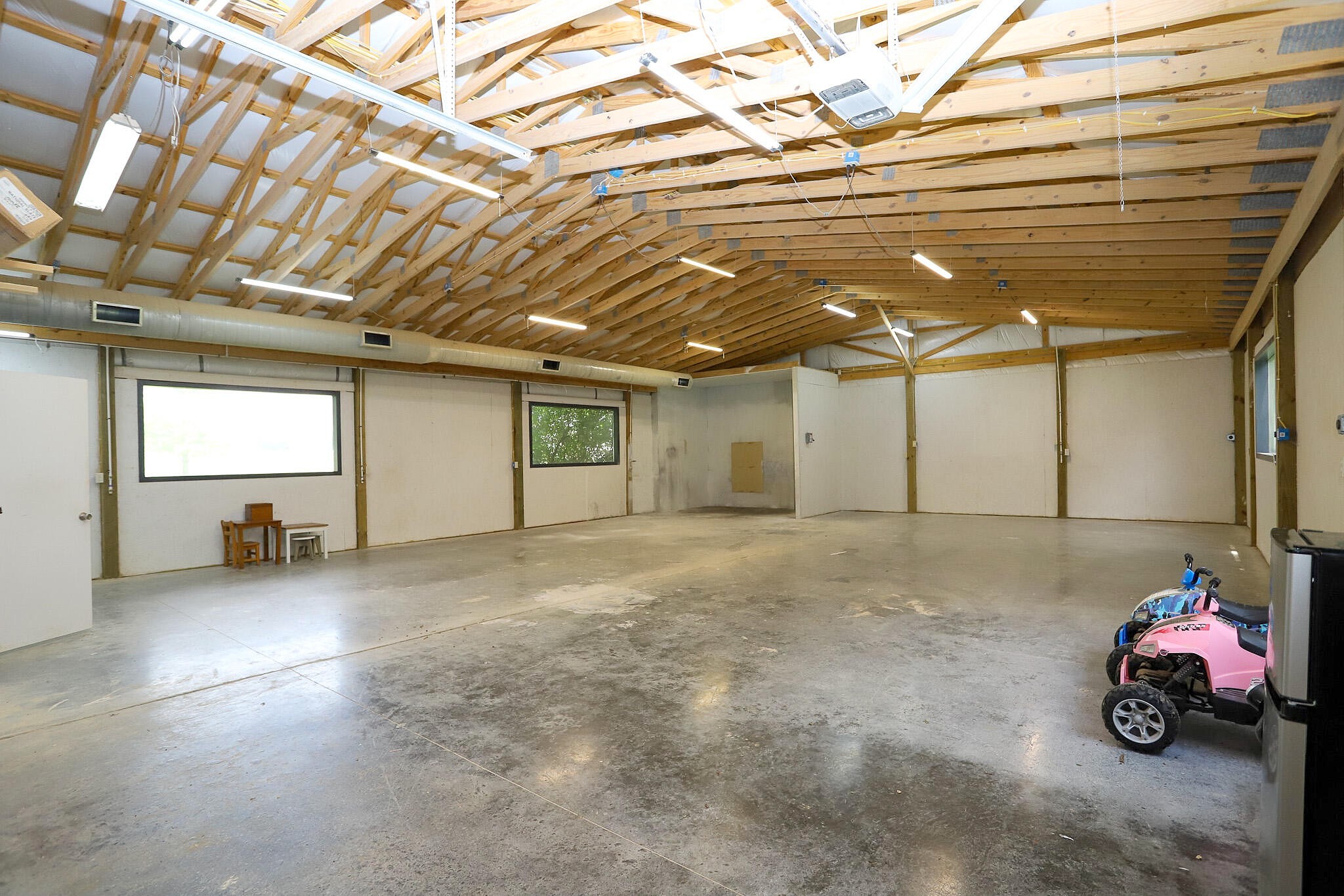 629 Burgin Main St  