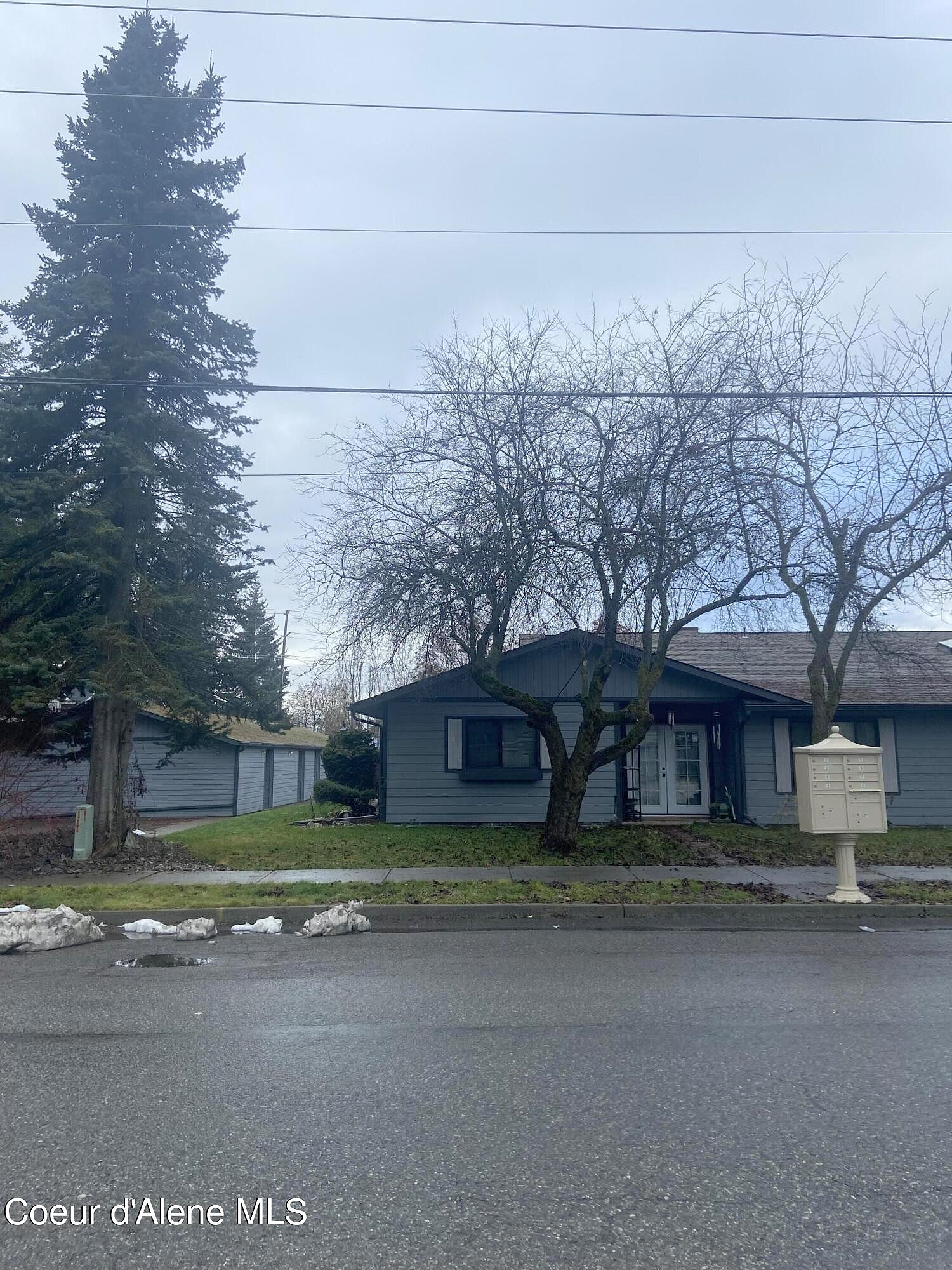 3055 N Fruitland Ln Unit B  