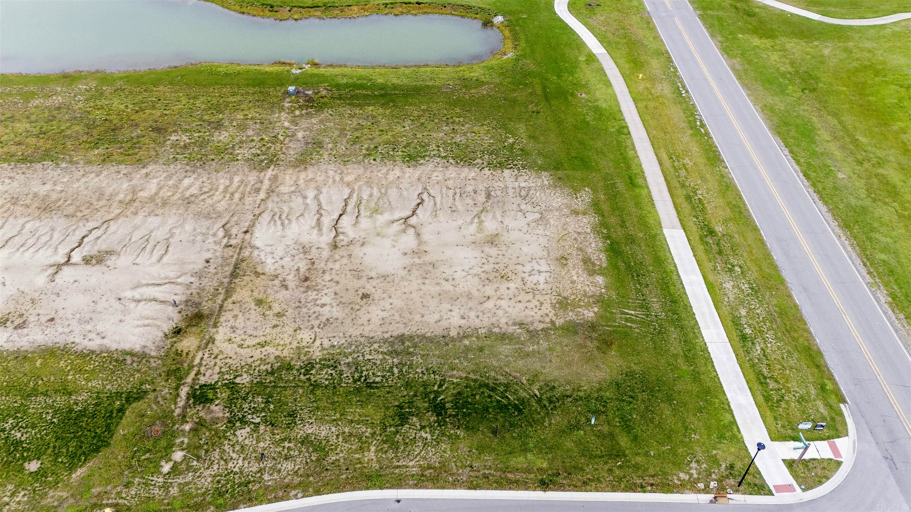 2224 Golfview Dr Unit 145  