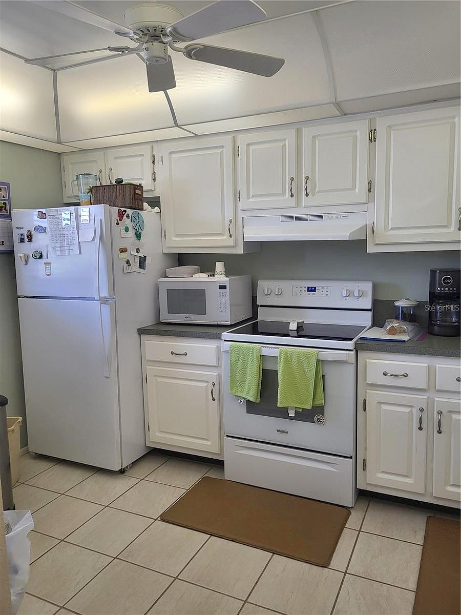 3660 Ironwood Cir Unit 205M  