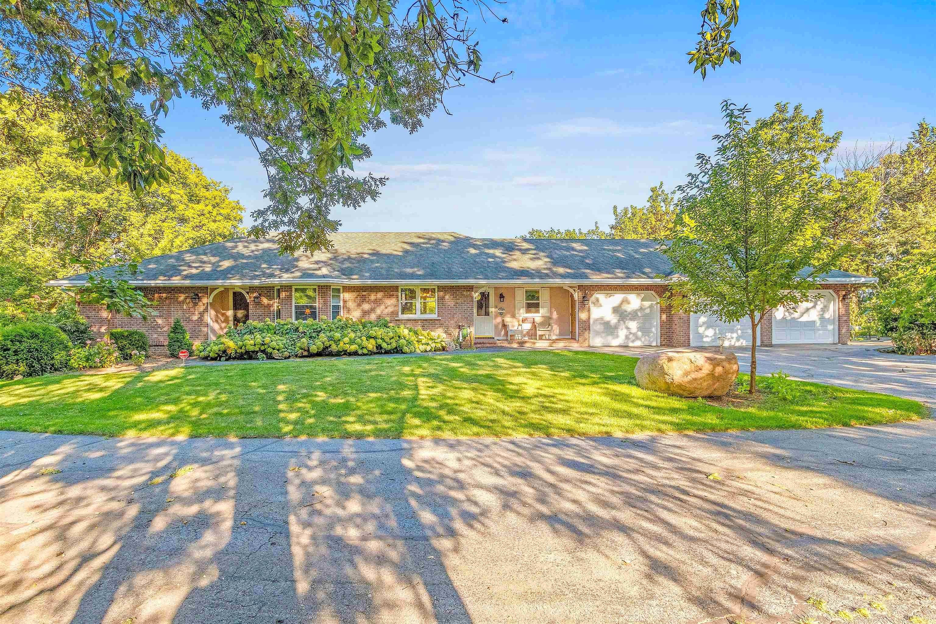 3199 HUMBOLDT RD  