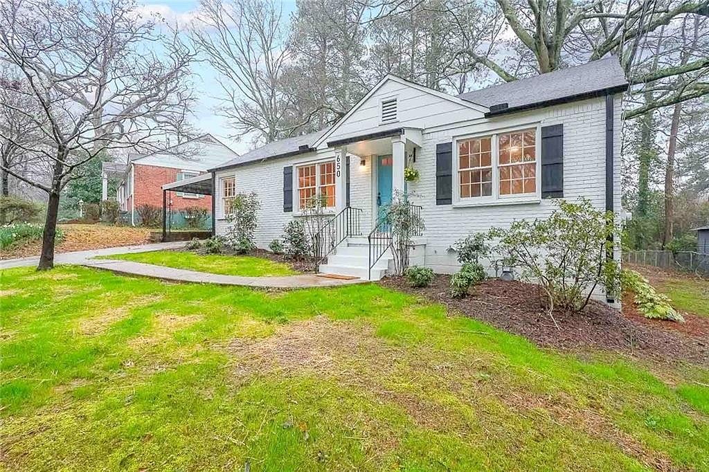 650 Campbell Cir  