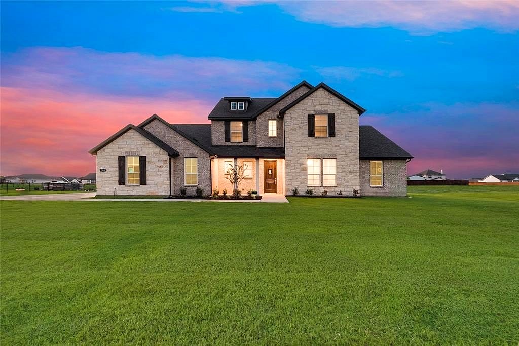 2908 Mossy Oak Dr  