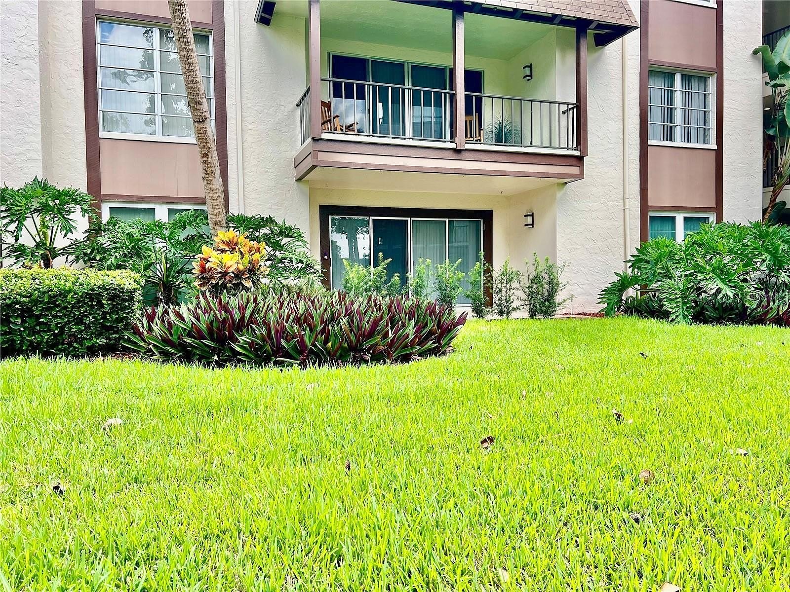 3035 Countryside Blvd Unit 14B