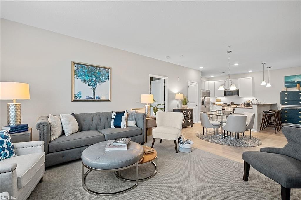 1501 Waitsel Dr Unit 203  