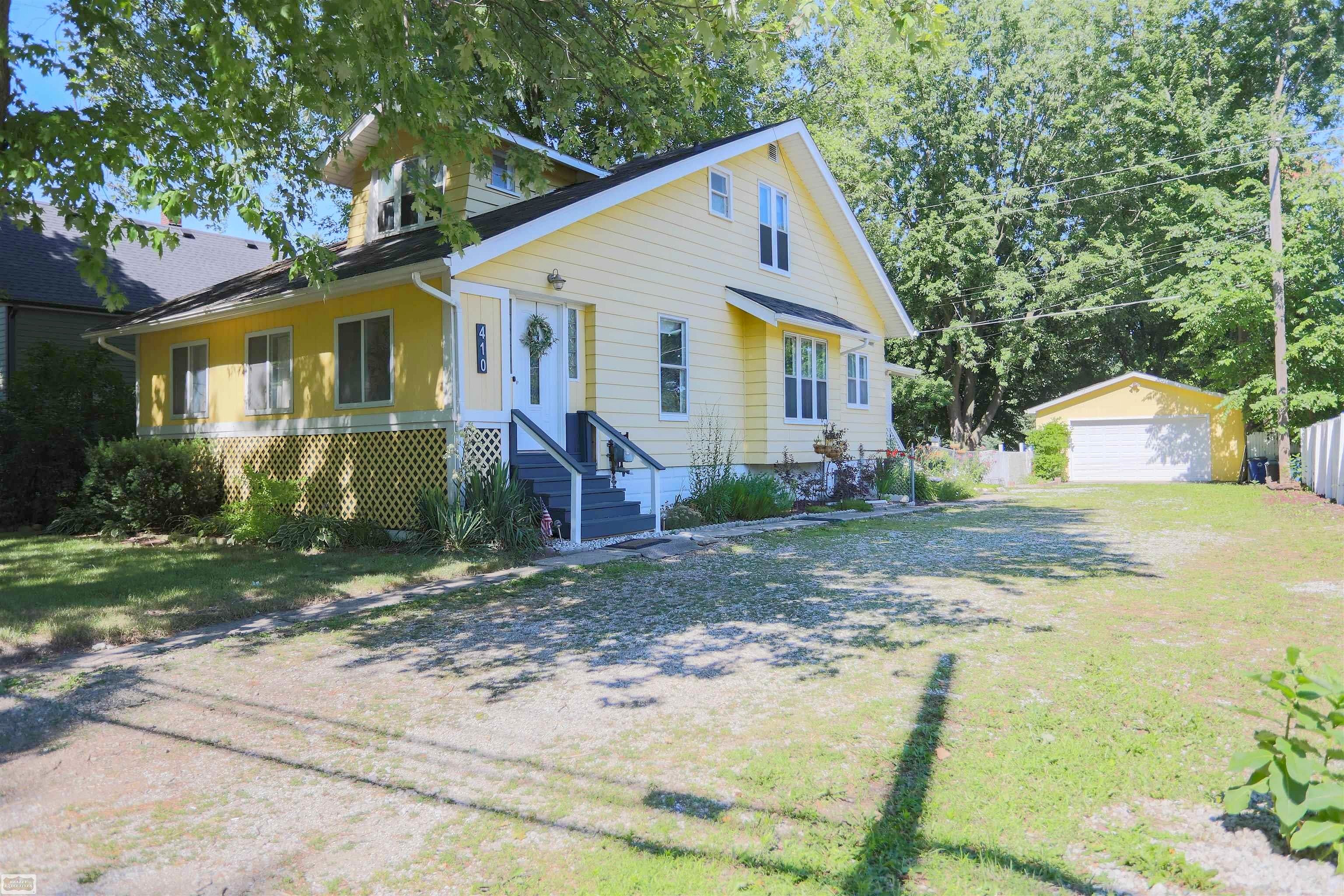410 N Main St  