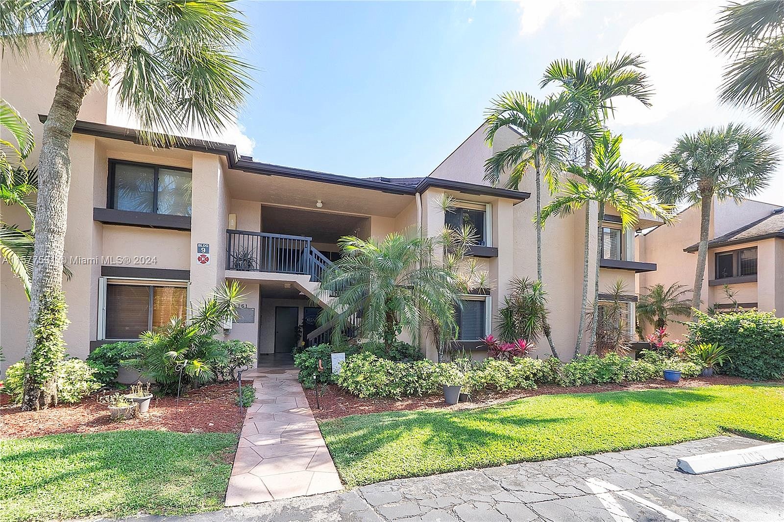 2161 SW 93RD Way Unit 904  