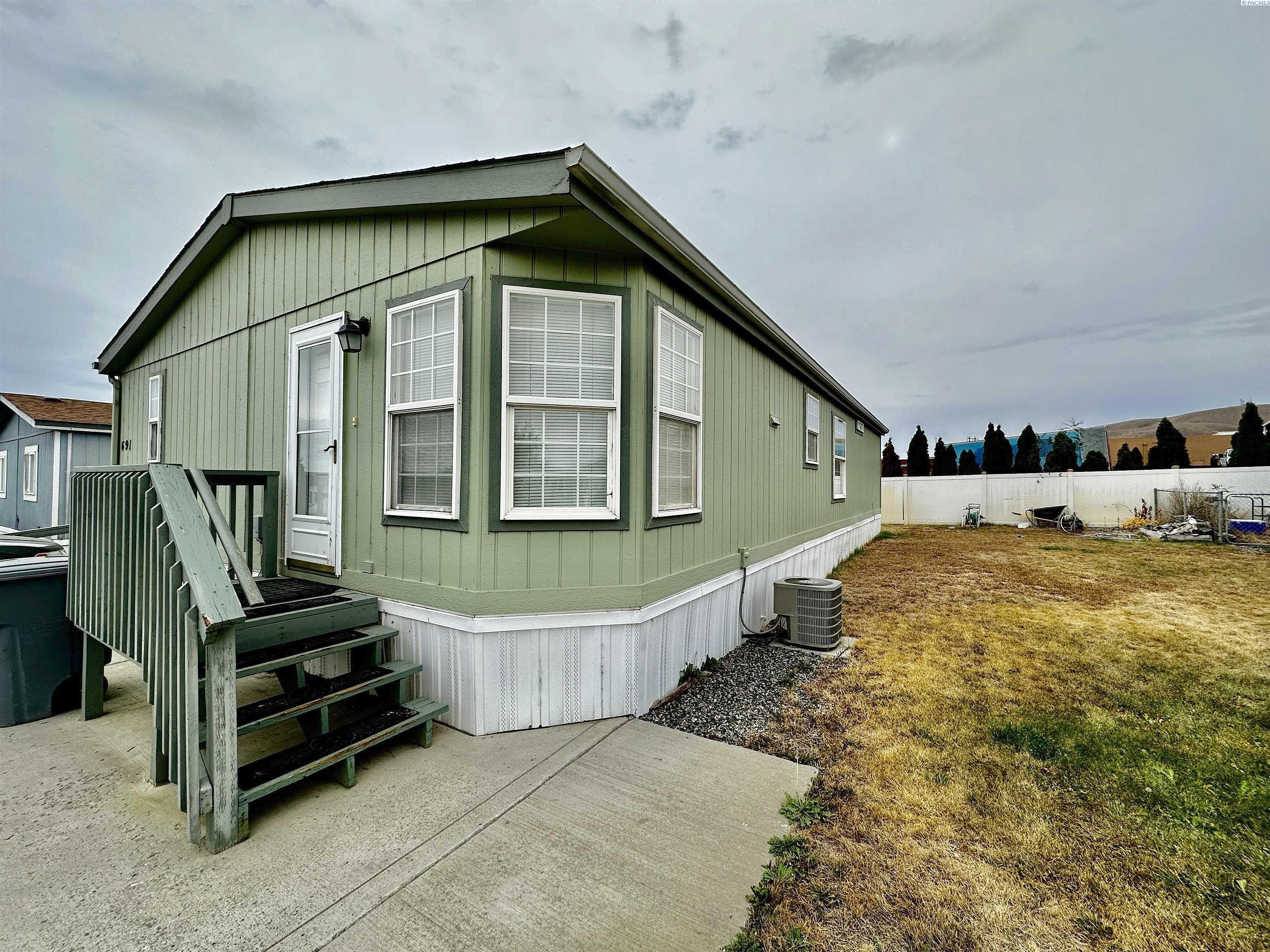 691 Lonetree Ln Unit 691  