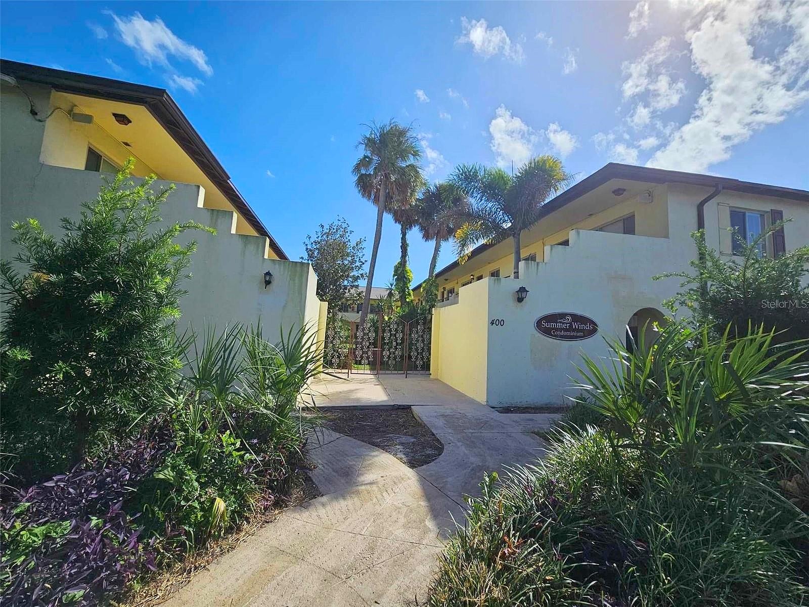 400 Oakridge Blvd Unit 260  