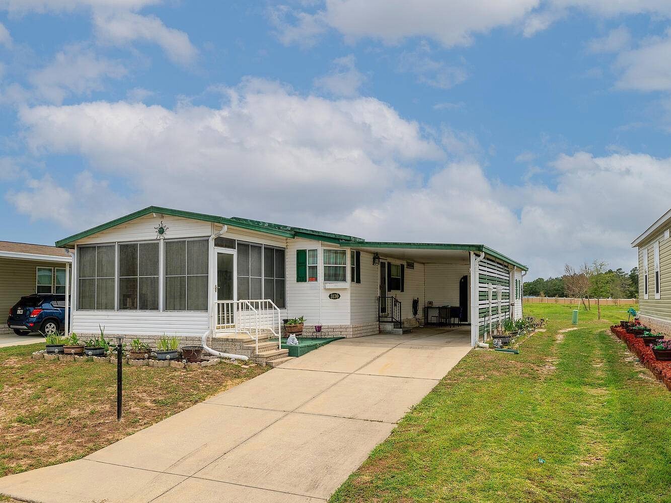 10620 SW 27TH Ave Unit M11