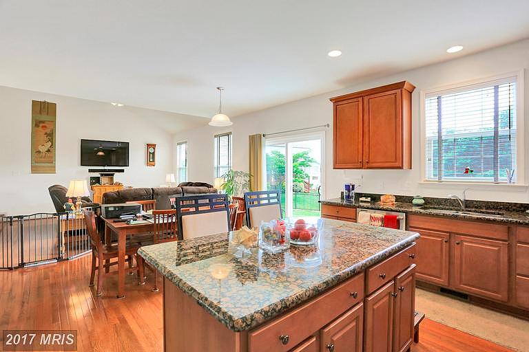 144 CRUSHED APPLE DR  