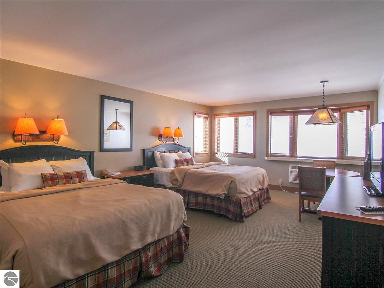 12400-Unit 343 Crystal Mountain Dr Unit 343  