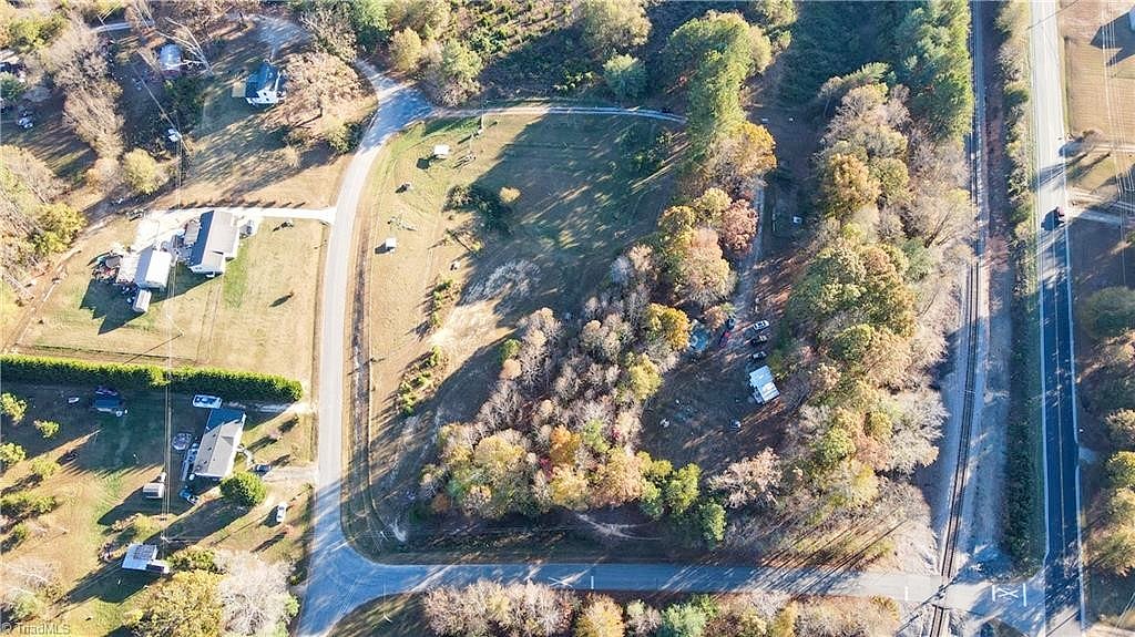 1051 Spencer Orch Rd  