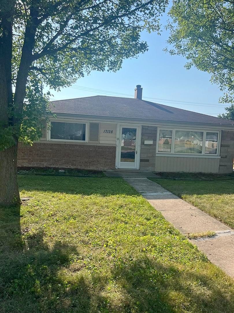 17128 Burnham Ave  