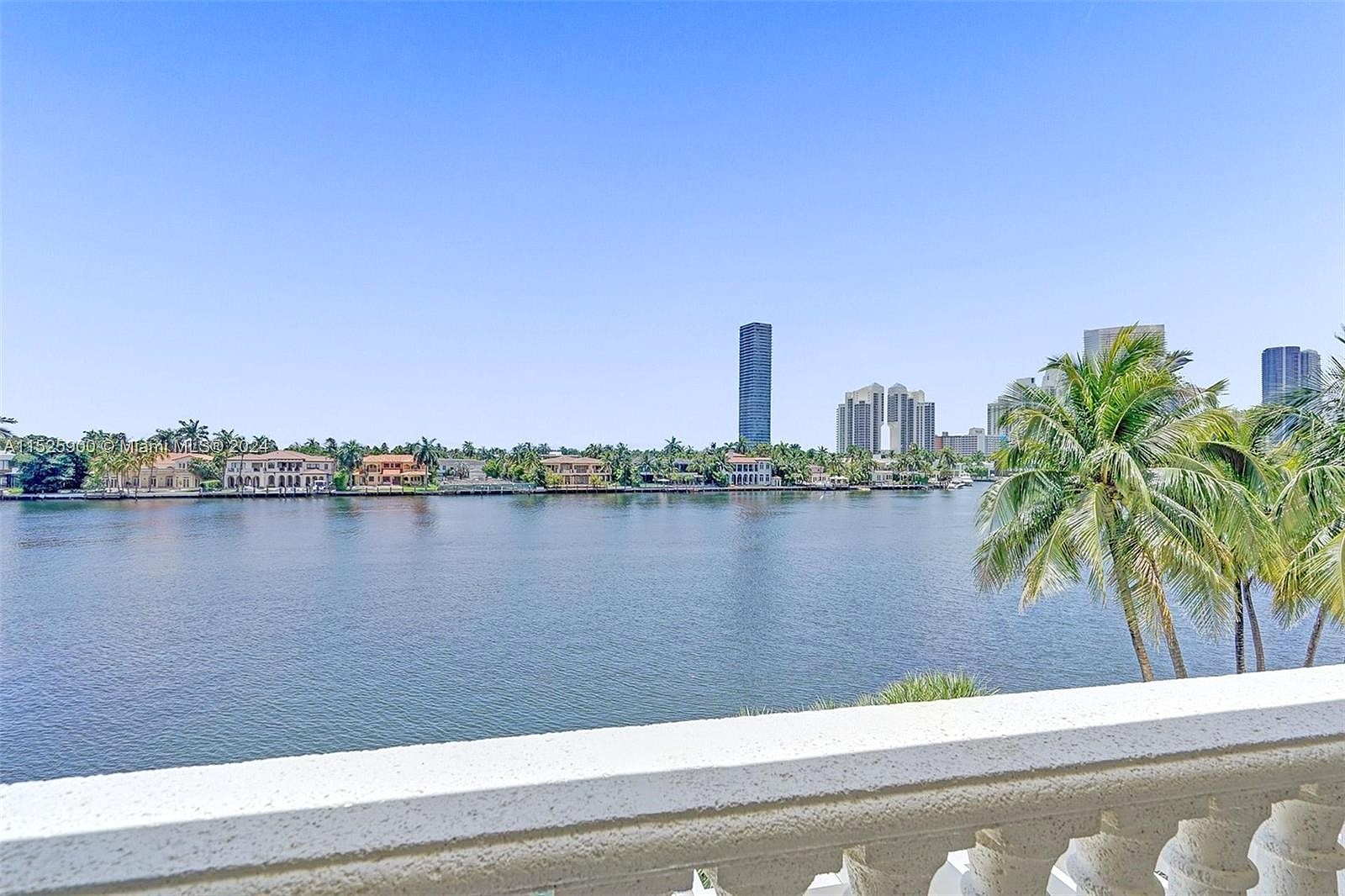 19925 NE 39th Pl Unit 303  