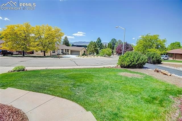 2832 COUNTRY Clb CIR