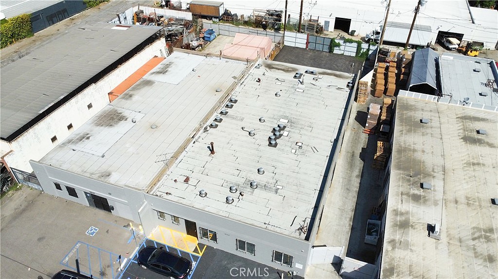 1525 W EL SEGUNDO BLVD  