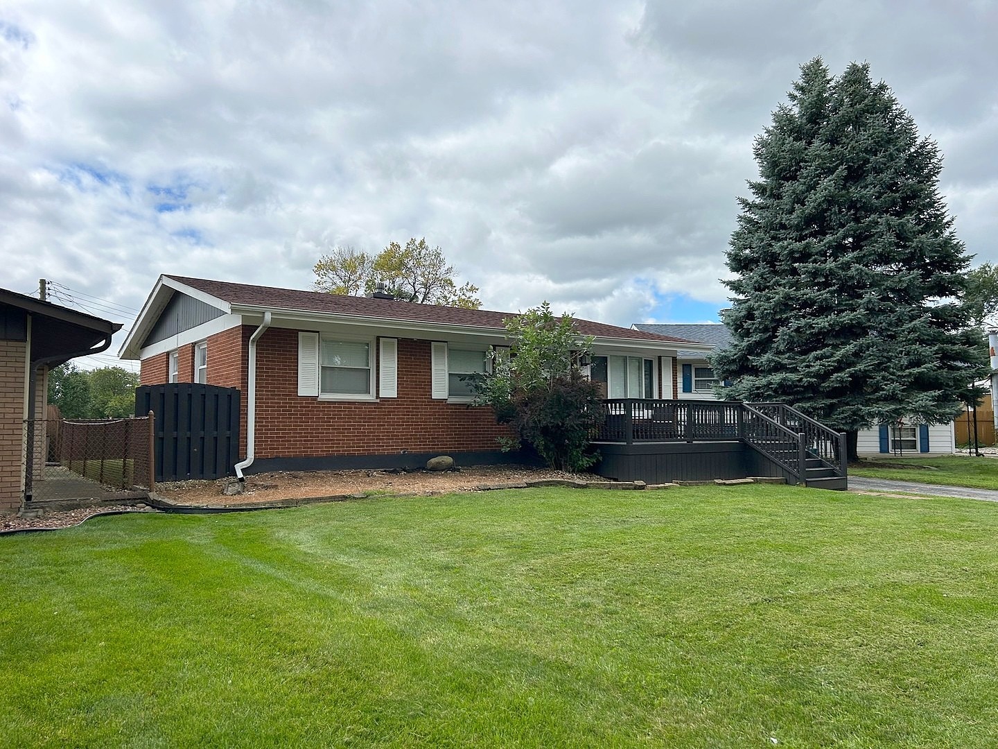 112 Cora Ct  
