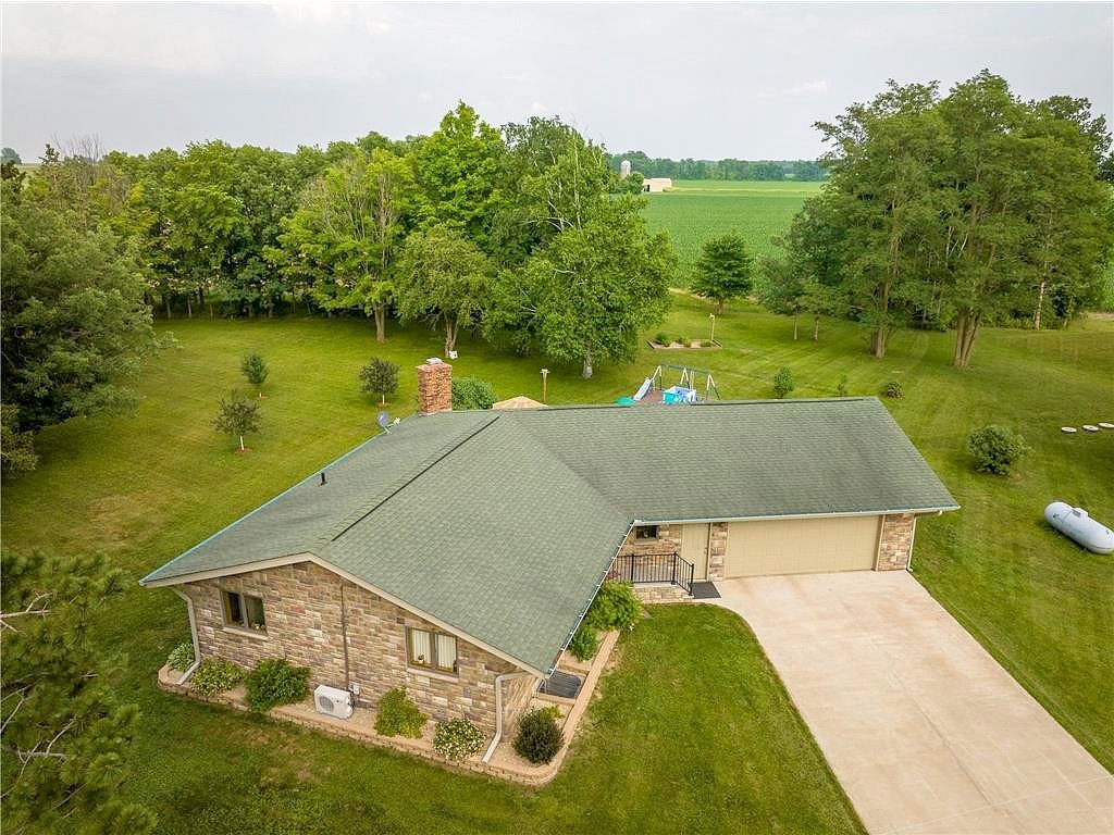 26564 Saint Croix Rd  