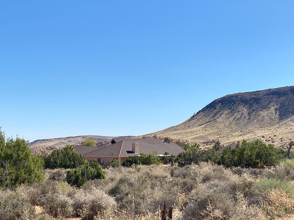 3569 Calmada Rd  