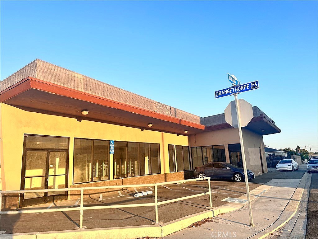 8192 Orangethorpe Ave