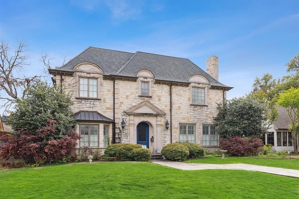 3525 Southwestern Blvd  