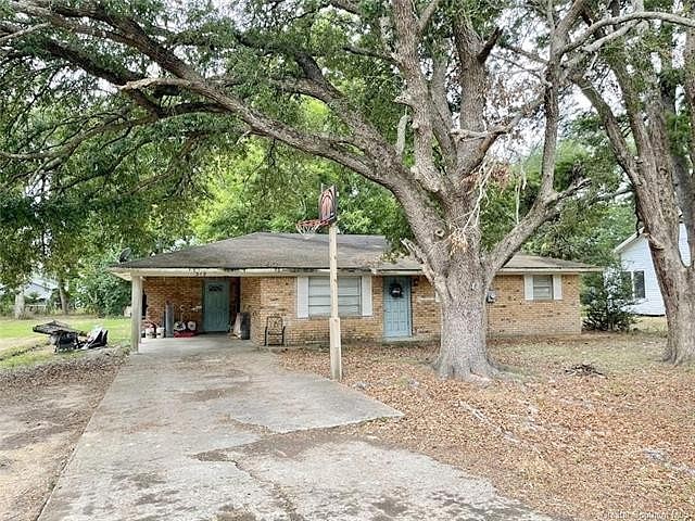 319 Mayor Carrier St