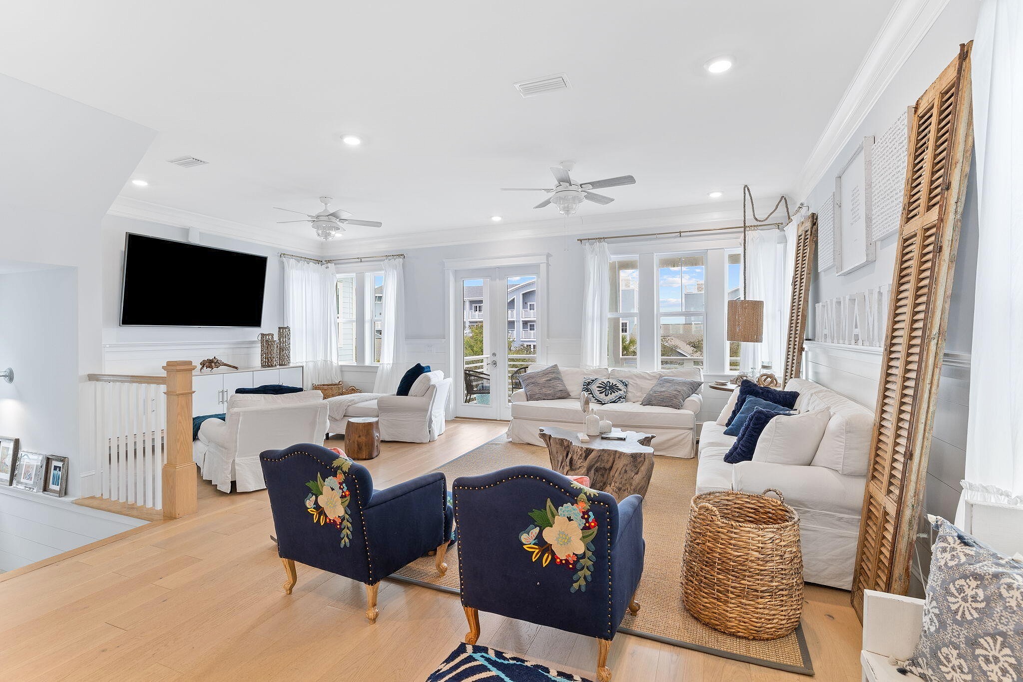 145 SIASCONSET LN  