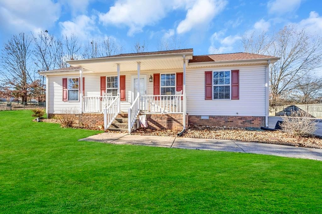 332 FORREST DR  