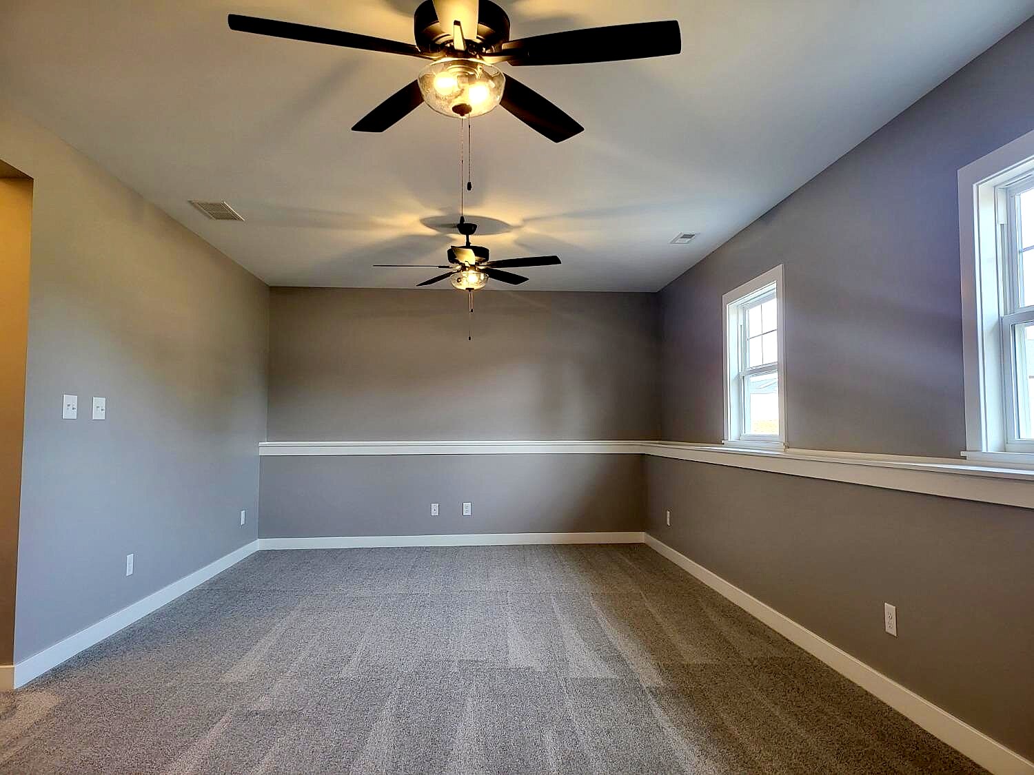 5048 PAMELA LN  