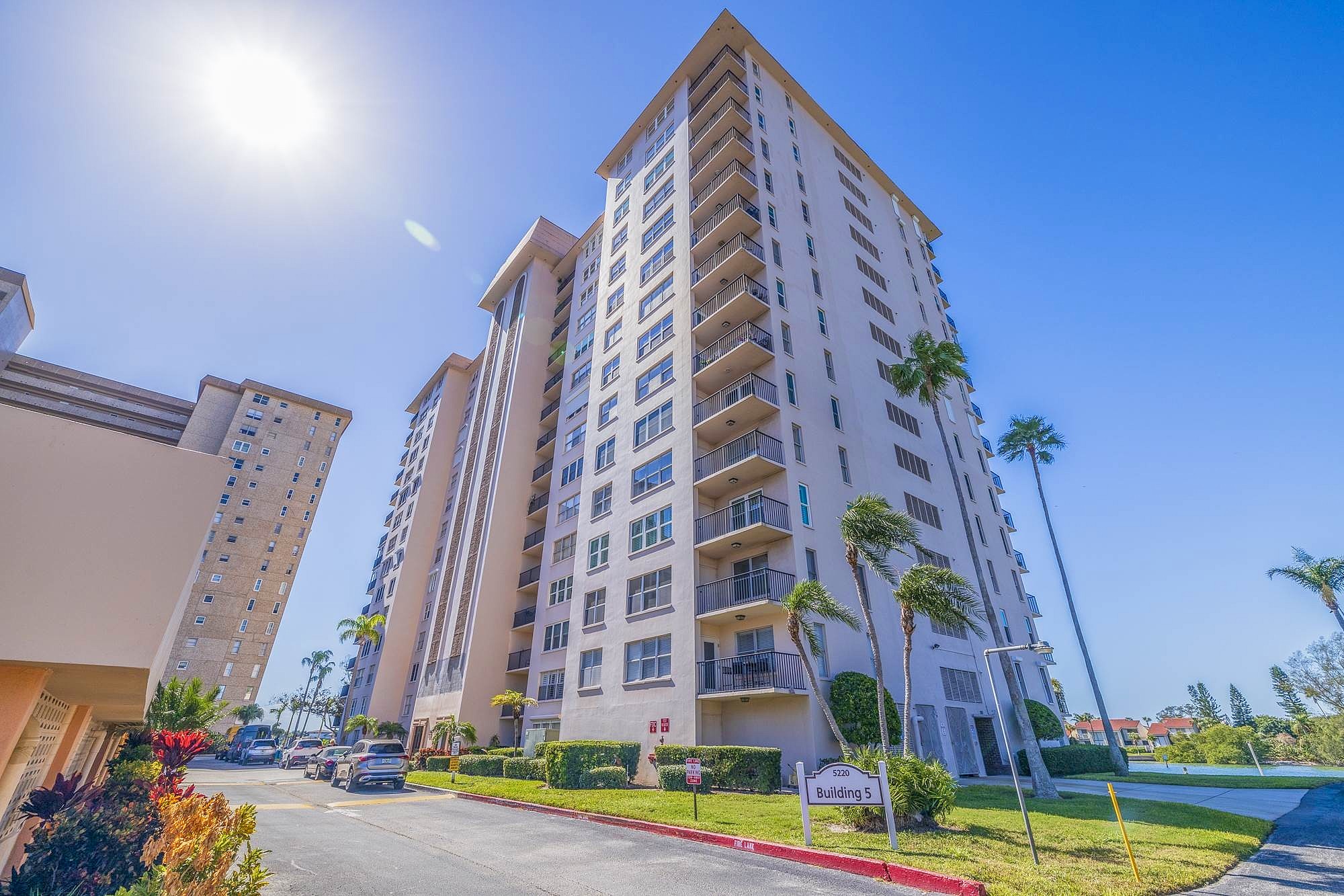 5220 Brittany Dr S Unit 407  