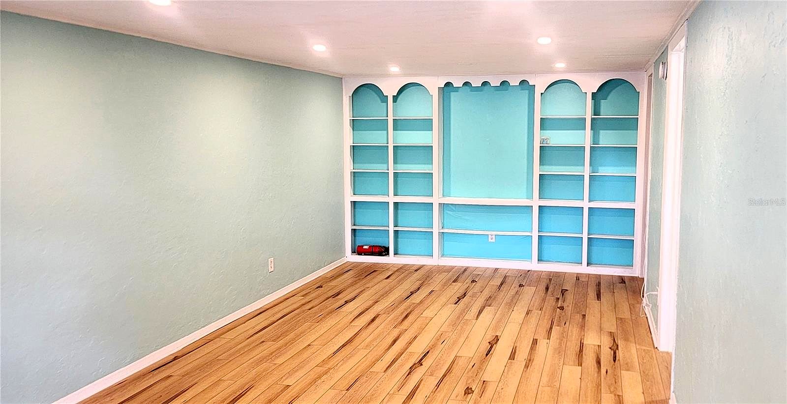 2490 SW 14th Dr Unit 26  