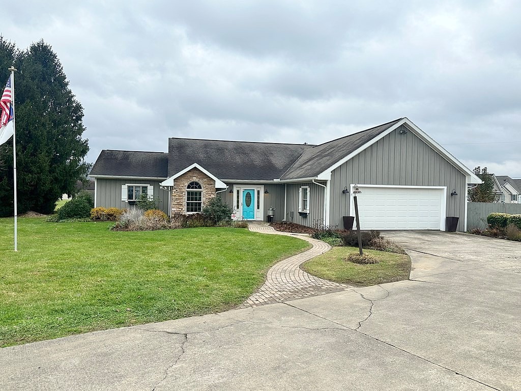 76 Nile Ln  