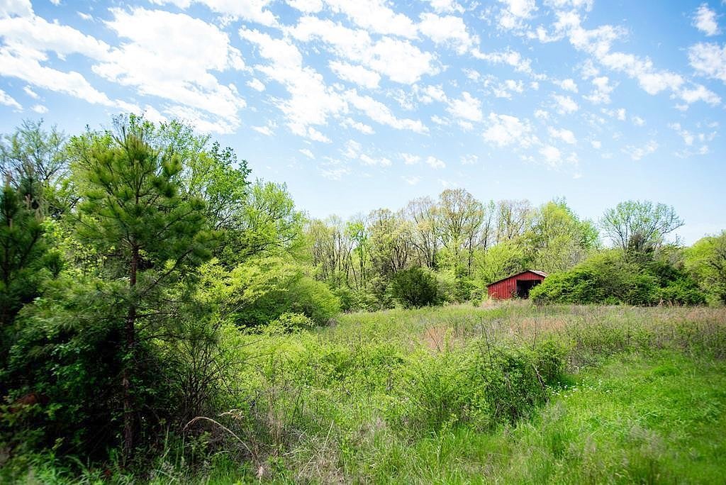 51 - 83 Business 7 N  