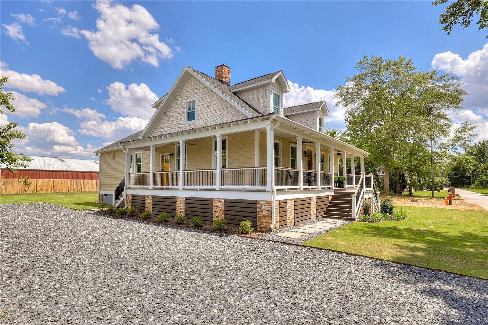 230 WILLIAMSBURG ST SE  