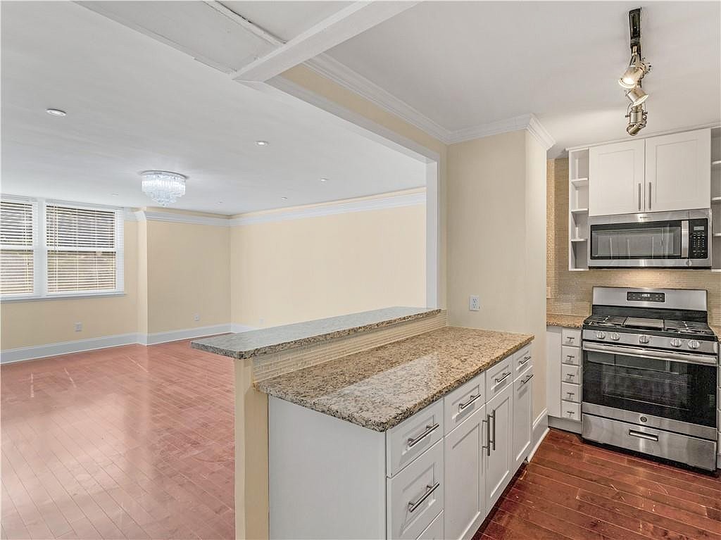 2965 Pharr Court South NW Unit 109  