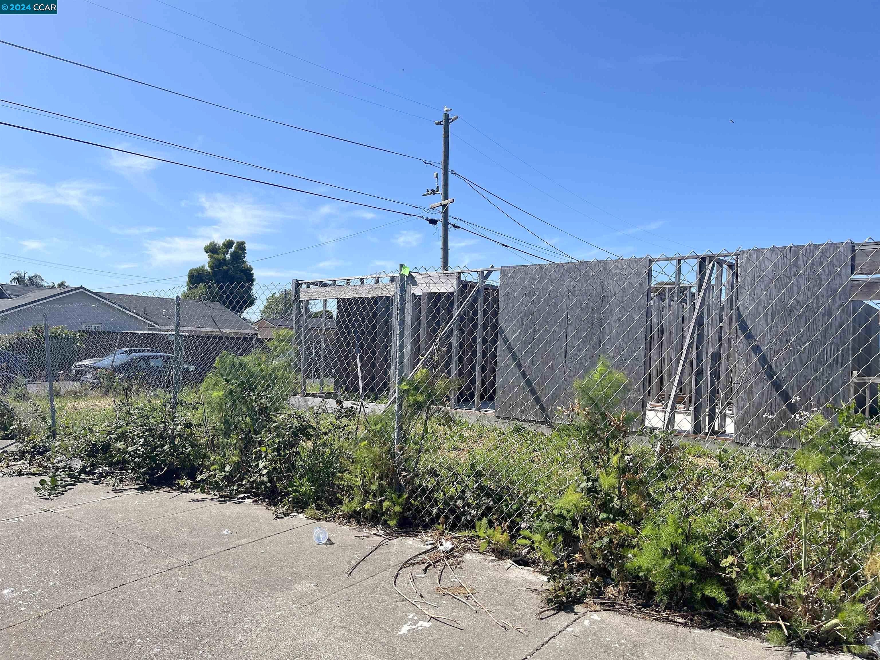 345 Grv AVE  