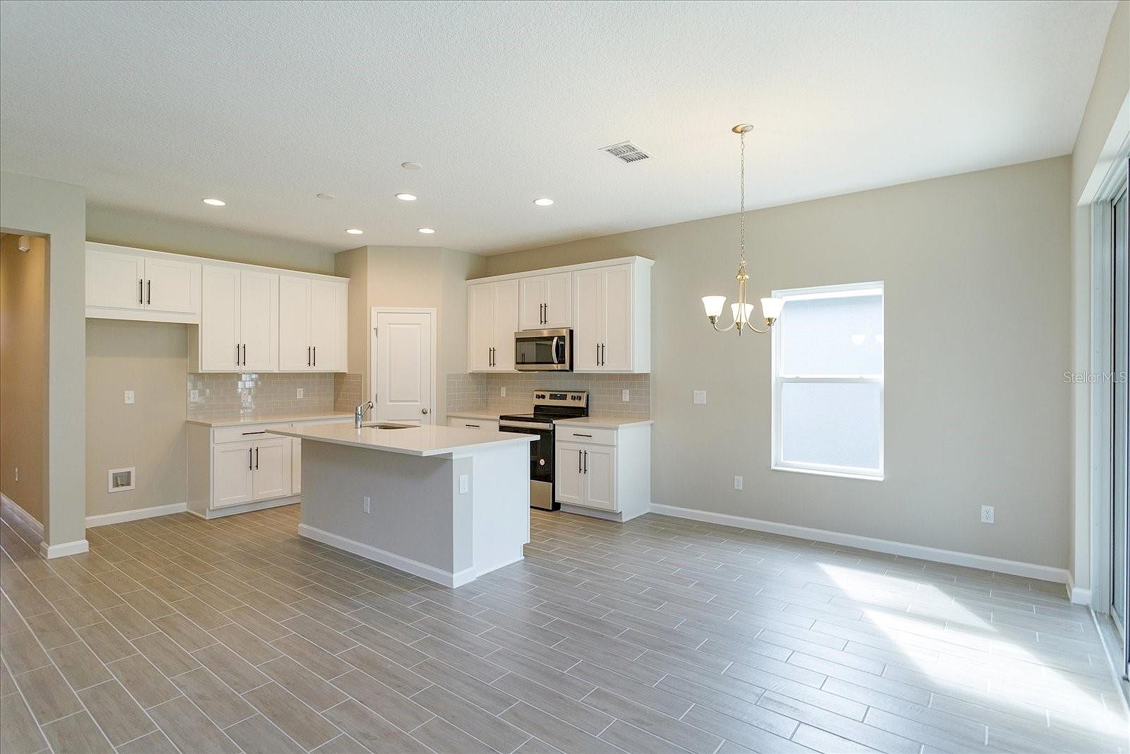 3009 Lake Winnebago Rd  