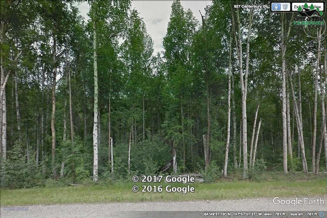 L7B5 NHN CANTERBURY Dr  