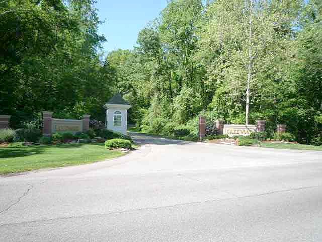 -Lot 2 Lakewood Unit 2  